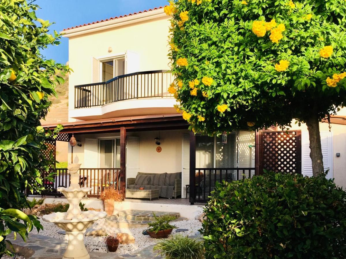 Villa Alicia With Priv Pool, Beautiful Garden And Shady Veranda- 5 Min To The Beach Peyia Exterior photo